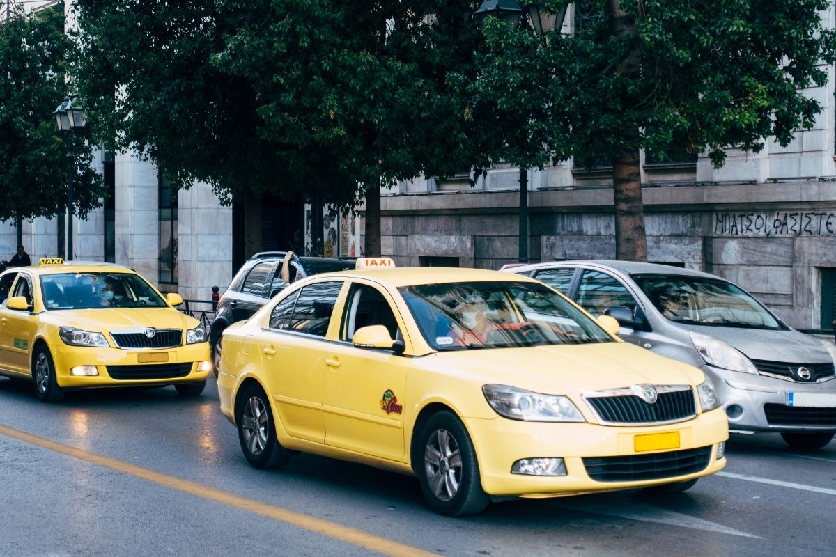 ΕΝΟΙΚΙΑΣΗ ΤΑΞΙ